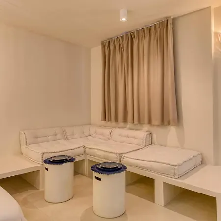 Lägenhet Santorini Suite, Jacuzzi & Hammam